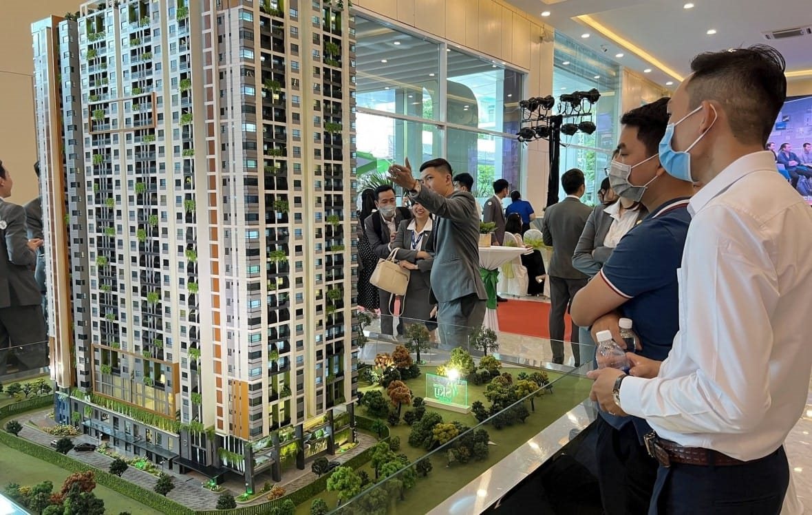 Làm sao để tối ưu quản lý tiền lương cho môi giới bất động sản hiệu quả trên phần mềm Landsoft?