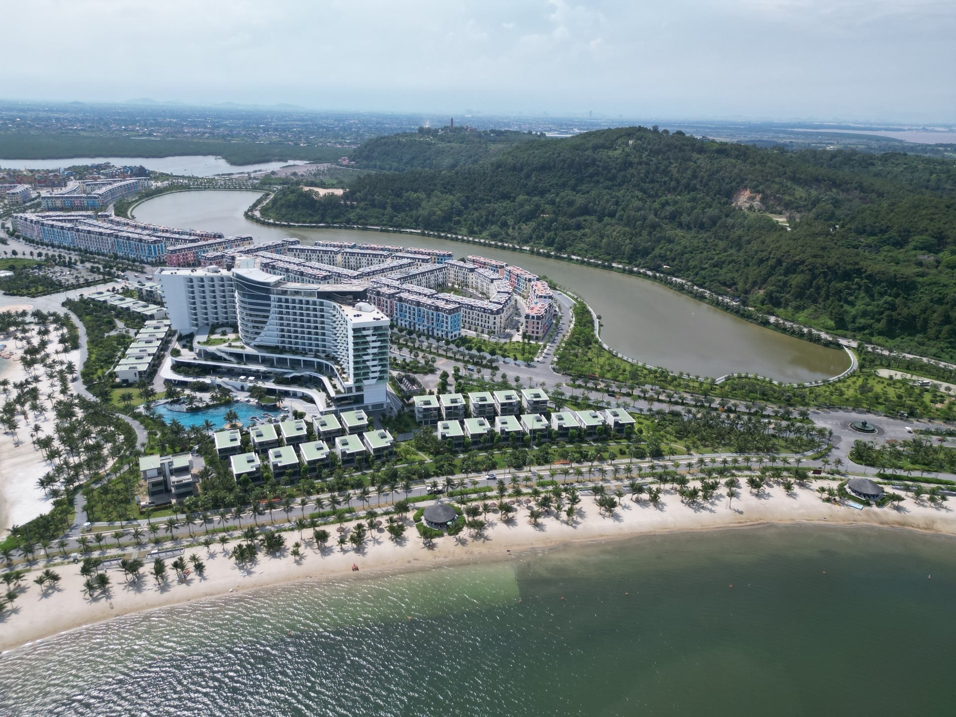 Vạn Hương Investoco triển khai phần mềm Landsoft Building chuyển đổi số quản lý vận hành dự án